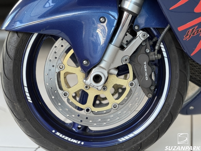 SUZUKI GSX 1300 R HAYABUSA